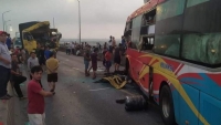 Quảng Bình: Xe khách va chạm với xe tải, một người tử vong