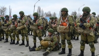 Nga rút quân đội khỏi khu vực biên giới Ukraine, quả bom chiến tranh được 'xì hơi'