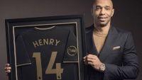 Hai huyền thoại Henry và Shearer được Premier League vinh danh