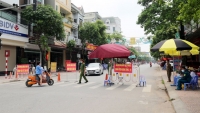 Tạm đình chỉ công tác Chủ tịch thị trấn Yên Lạc vì thiếu trách nhiệm trong phòng, chống dịch Covid-19