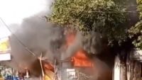 TP. HCM: Cháy nổ kinh hoàng cửa hàng bán sơn, nhiều tài sản bị thiêu rụi