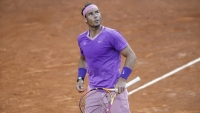 Tay vợt Rafael Nadal lọt vào vòng 3 Rome Masters