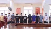 Bắc Ninh: Bắt quả tang 13 con bạc tụ tập sát phạt bất chấp đại dịch Covid-19