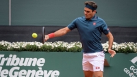 Roger Federer thua bất ngờ ngay ở trận đầu tiên tại Geneva Open 2021