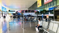 TP. HCM tạm dừng nhập cảnh hành khách tại sân bay Tân Sơn Nhất
