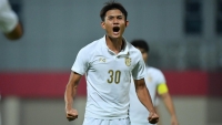 Suphanat Mueanta thiết lập kỷ lục ở tuyển Thái Lan