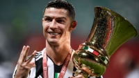 Cristiano Ronaldo nhận giải thưởng cao quý trước thềm Euro 2021