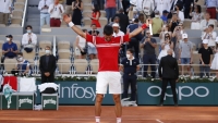 Tay vợt Novak Djokovic lội ngược dòng Giải vô địch Pháp Mở rộng