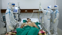 Tâm sự của nữ điều dưỡng có 3 con nhỏ vẫn xung phòng vào tâm dịch Bắc Ninh