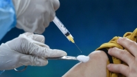 Bộ Y tế cho phép tiêm trộn 2 mũi vaccine của hai hãng khác nhau