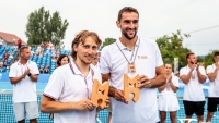 Luka Modric vô địch giải quần vợt ở quê nhà