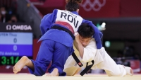 Võ sĩ Thanh Thủy chia tay Olympic Tokyo sau gần 2 phút