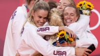Mỹ vượt qua Trung Quốc để dẫn đầu bảng tổng sắp huy chương Olympic