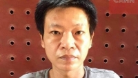Hà Nội: Khởi tố người đàn ông cầm tuýt sắt tấn công tổ chống dịch COVID-19