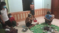 Nghệ An: Tụ tập ăn uống trong khu cách ly, 6 người bị xử phạt 50 triệu đồng