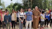 Cách từ thiện giúp Lý Hải – Minh Hà thoát hạn “sao kê” của showbiz Việt