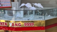 Nổ súng cướp tiệm vàng ở chợ Đông Ba, TP Huế