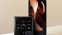 Motorola giới thiệu Moto Razr 2022 sở hữu màn hình P-OLED và chip Snapdragon 8+ Gen 1