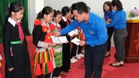 Khánh thành điểm trường và trao quà cho học sinh dân tộc thiểu số tỉnh Hà Giang
