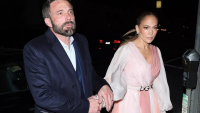 Tuyên bố li hôn, Jennifer Lopez và Ben Affleck vẫn cùng các con dự ngày tựu trường