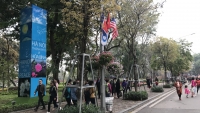 Thủ đô Hà Nội rực rỡ cờ hoa, sẵn sàng cho Hội nghị thượng đỉnh Mỹ - Triều