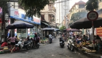 Hà Nội: Hệ lụy phía sau những khu chợ tạm, chợ cóc