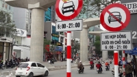 Hà Nội: Tạm thời dỡ biển cấm Taxi, xe hợp đồng dưới 9 chỗ trên 10 tuyến đường phố