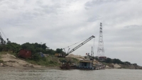 Hà Nội: Kiểm tra các điểm khai thác cát, bãi tập kết vật liệu xây dựng ven sông