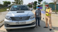 Đà Nẵng: Bắt giữ xe kinh doanh dịch vụ vận tải 'trá hình'