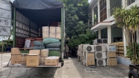 Quảng Nam: Tạm giữ lô hàng trên xe tải nghi nhập lậu