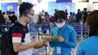 Người nước ngoài di chuyển trên các chuyến bay nội địa Việt Nam cần những giấy tờ gì?