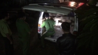 Thừa Thiên Huế: Bị phát hiện chở gỗ lậu, tài xế vứt xe bỏ trốn
