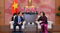 Chủ tịch Quốc hội Nguyễn Thị Kim Ngân tiếp Đại sứ Hàn Quốc