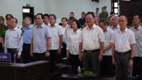 Hai cựu Chủ tịch UBND TP Đà Nẵng Trần Văn Minh, Văn Hữu Chiến bị bắt giam tại Tòa