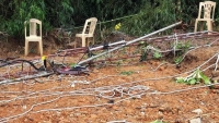 Quảng Bình: Cột ăng ten bị gãy, 2 công nhân kỹ thuật Đài huyện tử vong