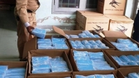 Bắt quả tang xe tải chở 75.000 khẩu trang y tế “lậu” tại Quảng Bình