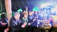 Thủ tướng Chính phủ dâng hương tại Di tích quốc gia Bạch Đằng Giang