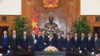 Thủ tướng Nguyễn Xuân Phúc cảm ơn Chính phủ Nga tặng Việt Nam lô vaccine Sputnik-V