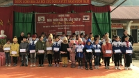 Chương trình “Mùa xuân của em”: Chắp cánh ước mơ cho học sinh nghèo vùng cao