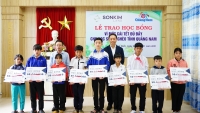 Báo Quảng Nam trao học bổng trị giá 1 tỉ đồng cho học sinh miền núi bị ảnh hưởng thiên tai