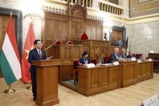 Chủ tịch Quốc hội Việt Nam và Chủ tịch Quốc hội Hungary chủ trì Toạ đàm lập pháp