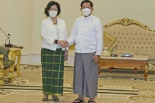 Đặc phái viên LHQ đến Myanmar và kêu gọi chấm dứt bạo lực