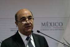 Cựu Bộ trưởng Tư pháp Mexico bị bắt trong vụ 43 sinh viên mất tích