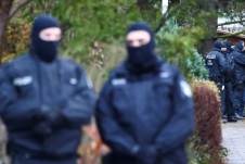 Đức bắt hai người gốc Nga bị cáo buộc âm mưu phá hoại quân sự