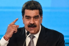 Mỹ tái áp đặt trừng phạt năng lượng Venezuela