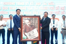 Báo Nhân Dân và Trường Đại học Giao thông vận tải TP Hồ Chí Minh tăng cường hợp tác
