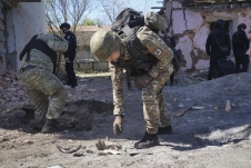 Mỹ viện trợ khẩn cấp để Ukraine ngăn bước tiến của Nga ở Kharkiv