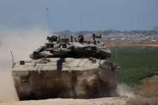 Israel tìm thấy 3 thi thể con tin, giao tranh ác liệt trở lại ở phía bắc Gaza