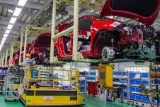 Đề xuất sửa luật thuế để phát triển công nghiệp ô tô, công nghiệp hỗ trợ