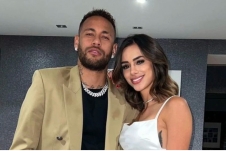 Neymar chia tay bạn gái siêu mẫu Bruna Biancardi